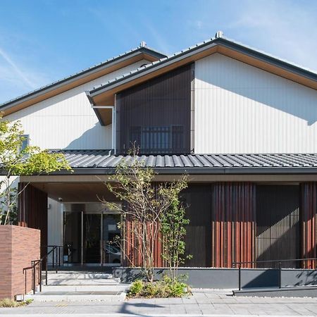 Grand Base Hakata Gofuku Aparthotel Fukuoka  Bagian luar foto