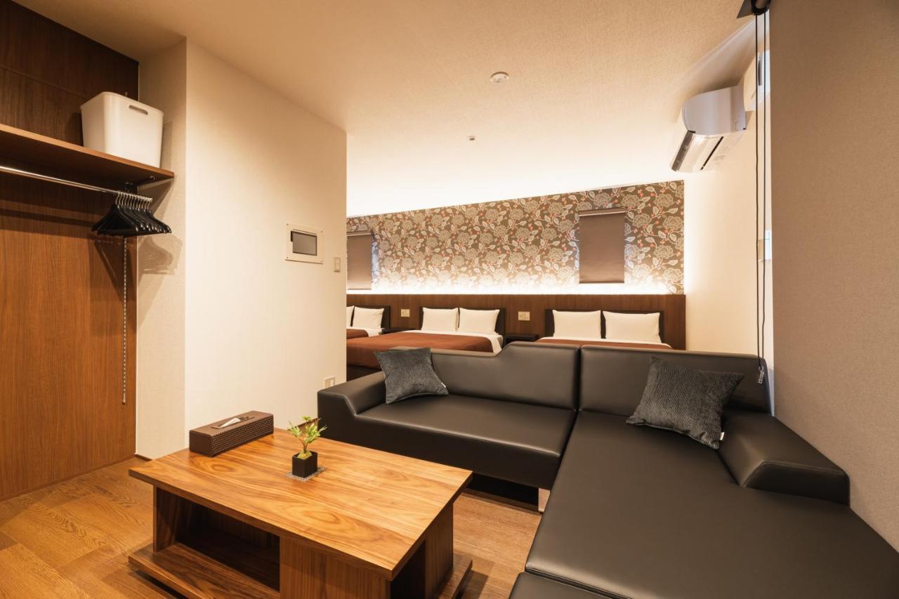 Grand Base Hakata Gofuku Aparthotel Fukuoka  Bagian luar foto