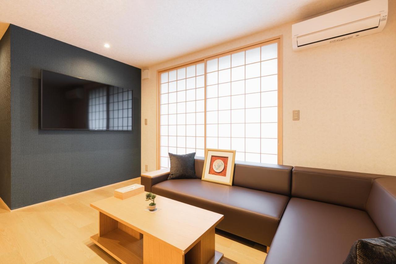 Grand Base Hakata Gofuku Aparthotel Fukuoka  Bagian luar foto