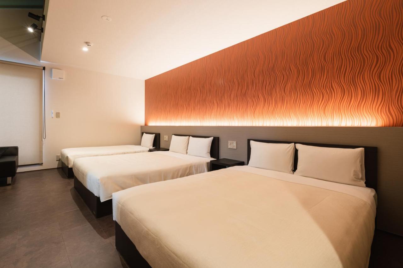 Grand Base Hakata Gofuku Aparthotel Fukuoka  Bagian luar foto