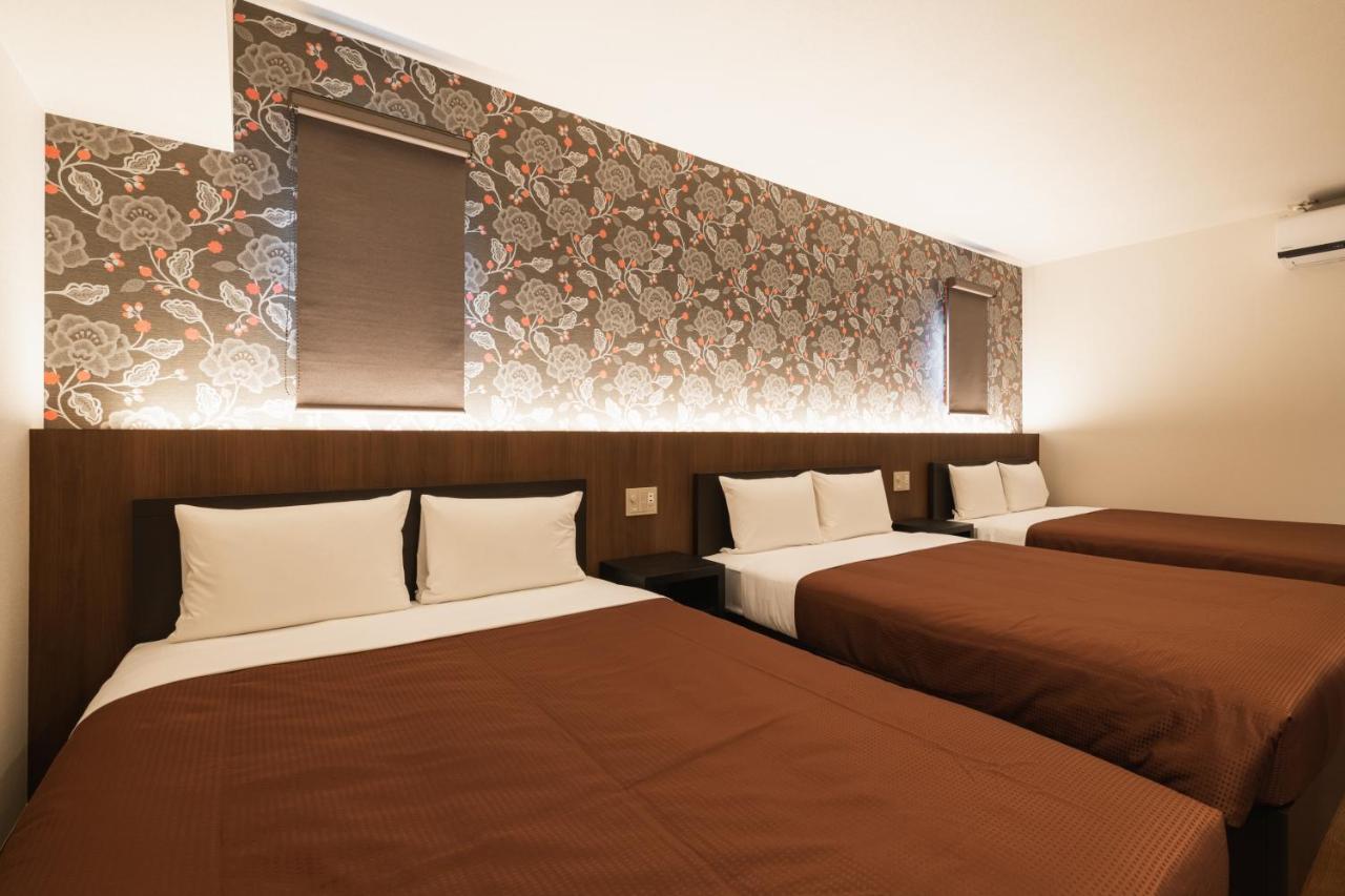 Grand Base Hakata Gofuku Aparthotel Fukuoka  Bagian luar foto