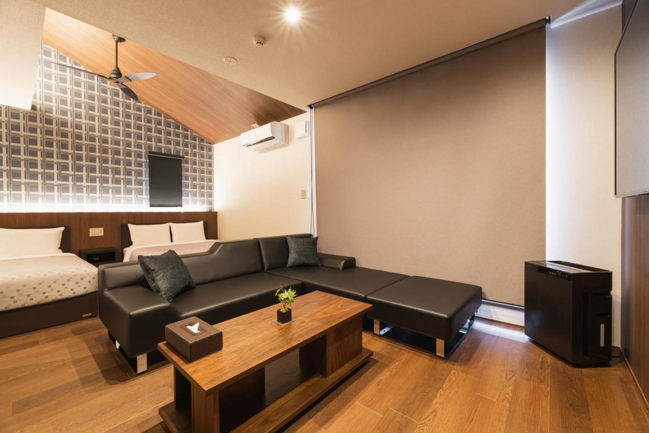 Grand Base Hakata Gofuku Aparthotel Fukuoka  Bagian luar foto
